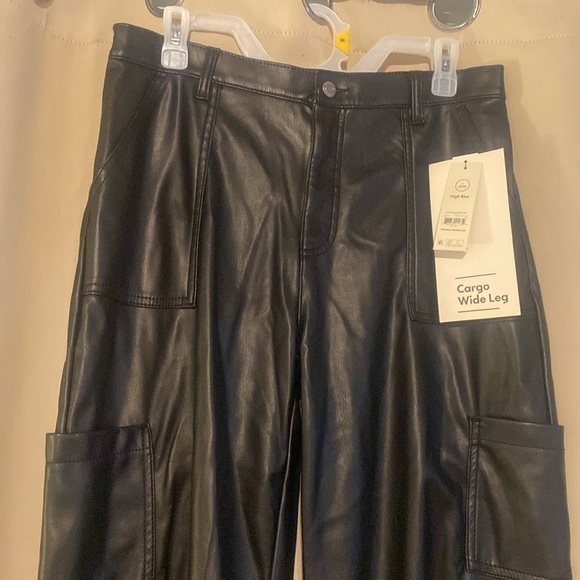 Cargo pants - Picture 8 of 13